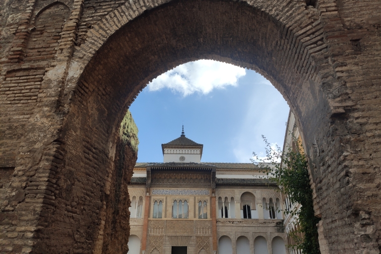 Sewilla: wycieczka do AlcázarWspólna wycieczka w języku angielskim