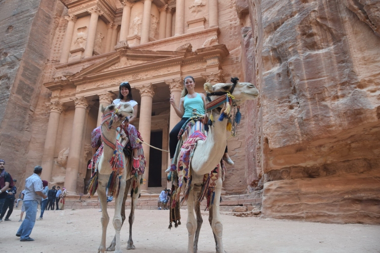 From Amman: Petra, Wadi Rum, Red & Dead Sea 2-Day Trip Deluxe Tent