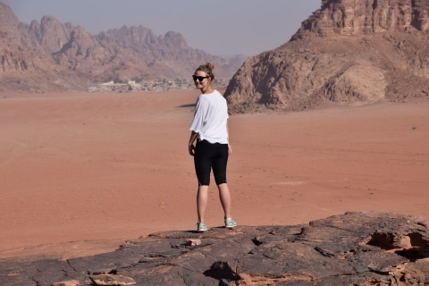 Depuis Amman: excursion de 2 jours à Petra, Wadi Rum, Red & Dead SeaTente Deluxe