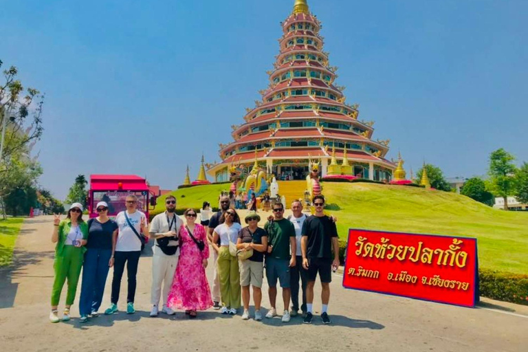 Chiang Rai: Explore 3 Highlight Temples (White, Blue, Red) Meeting Point: Wat Phra Singh (Hotels Outside Pickup Area)