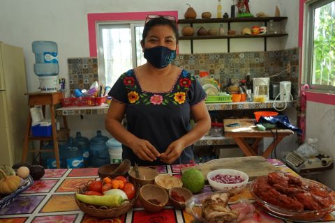 From Merida: Local Cooking Class & Shopping Tour in Tekit