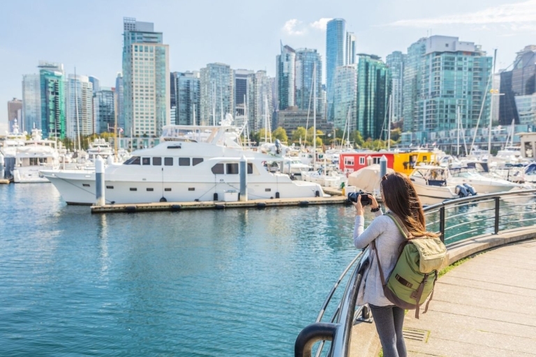 Vancouver: Highlights & Hidden Gems Private Tour