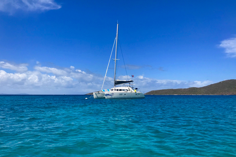 Fajardo: Catamaran Day Cruise to Palomino Island with Lunch