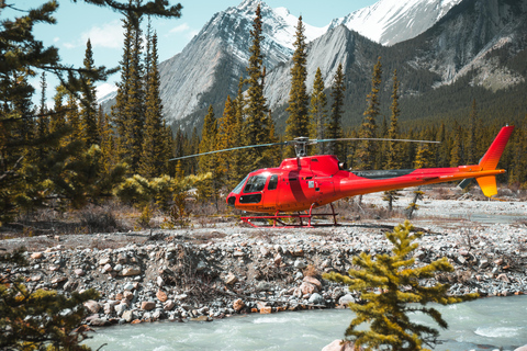 Kanadische Rocky Mountains: Private Helikopter-Tour und Wanderung für zwei Personen