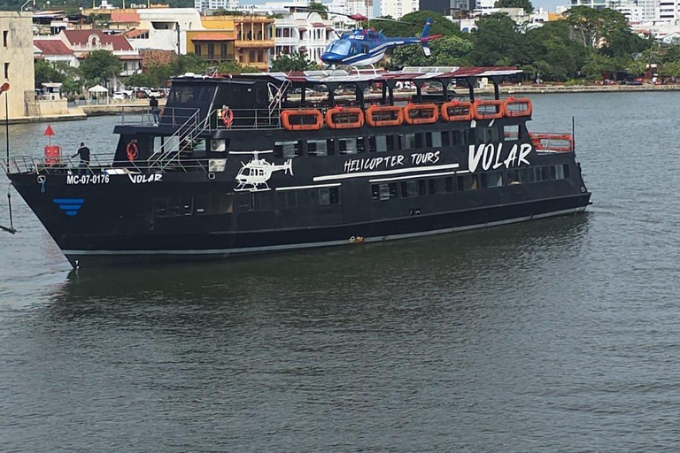 Helicopter Flight Over Tierra Bomba, VIP Bay Tour, Lunch, and Open Bar Helicopter Flight in Tierra Bomba Tour Bahía VIP, Lunch and Open Bar