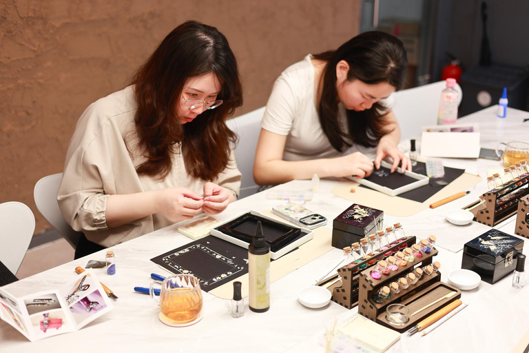 Seoul: Mother-of-Pearl Jewelry Workshop in Myeong-dong Option B: Wearable Memory (Hanbok Accessory)