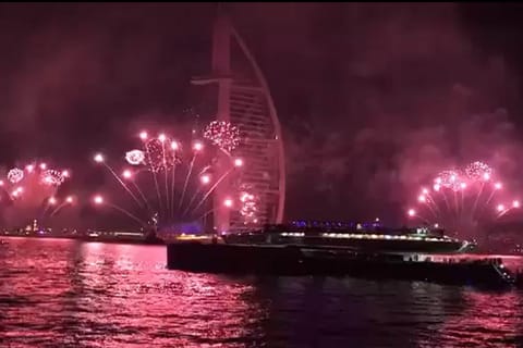 Dubai: NYE MegaYacht Lotus Fireworks & Dinner Cruise