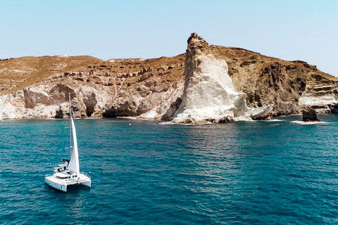 Santorini: Day Cruise with Meal & Open Bar