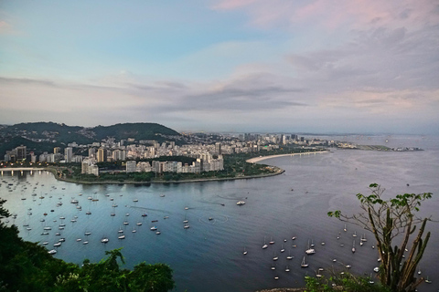 Rio: Sugarloaf Skip the Line Hiking &amp; Climbing TourGroup Tour: French Instructor