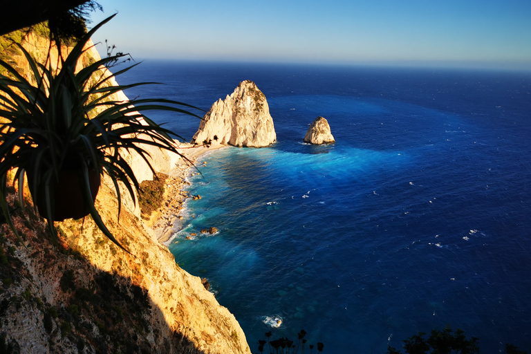 Zakynthos: Passeio ao pôr do sol nas cavernas de Agalas e no mirante de MyzithresZakynthos: excursão ao pôr do sol nas cavernas de Agalas e no mirante de Myzithres