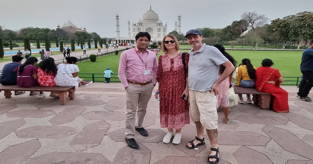 Taj Mahal Guided Tour with Lunch at 5-Star Hotel | GetYourGuide