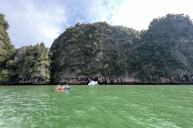 Phuket: isla de James Bond en cola larga privada con piragüismo