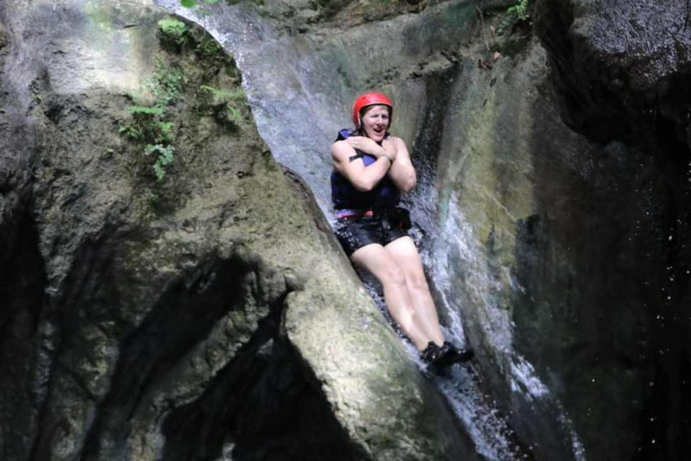 Puerto Plata: tirolina, cascadas y tour del chocolate