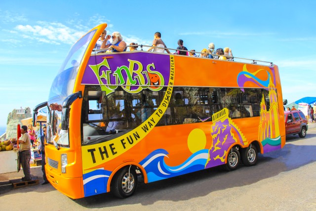 Visit Mazatlán Double-Decker Bus, Cliff Diving & Walking Tour in Mazatlán