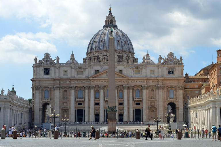 Rome: Papal Audience Guided Tour with Reserved Access