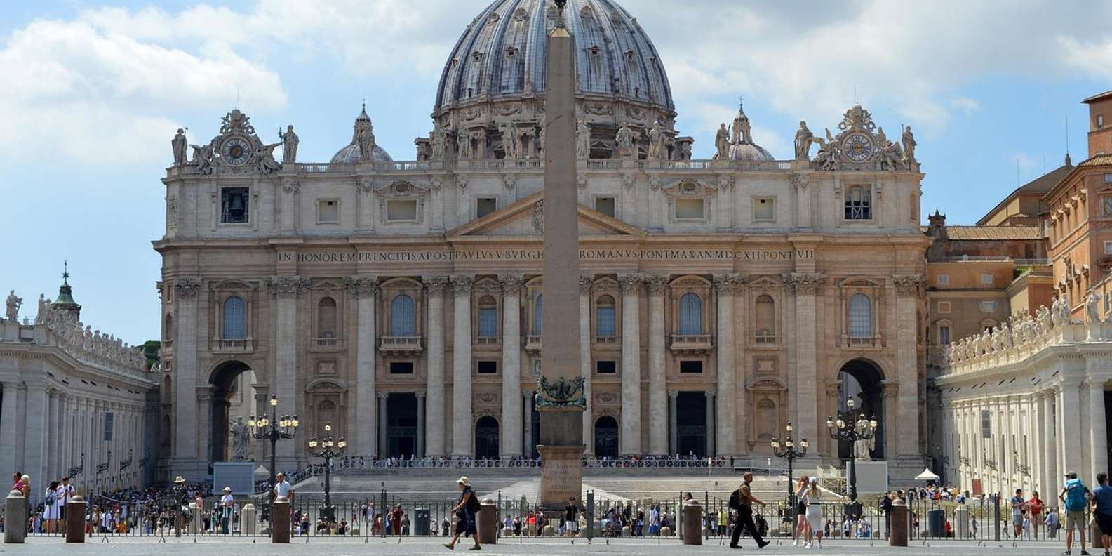 Rome: Papal Audience Guided Tour with Reserved Access