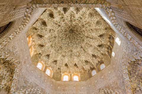 Alhambra: Tour with Nasrid Palaces
