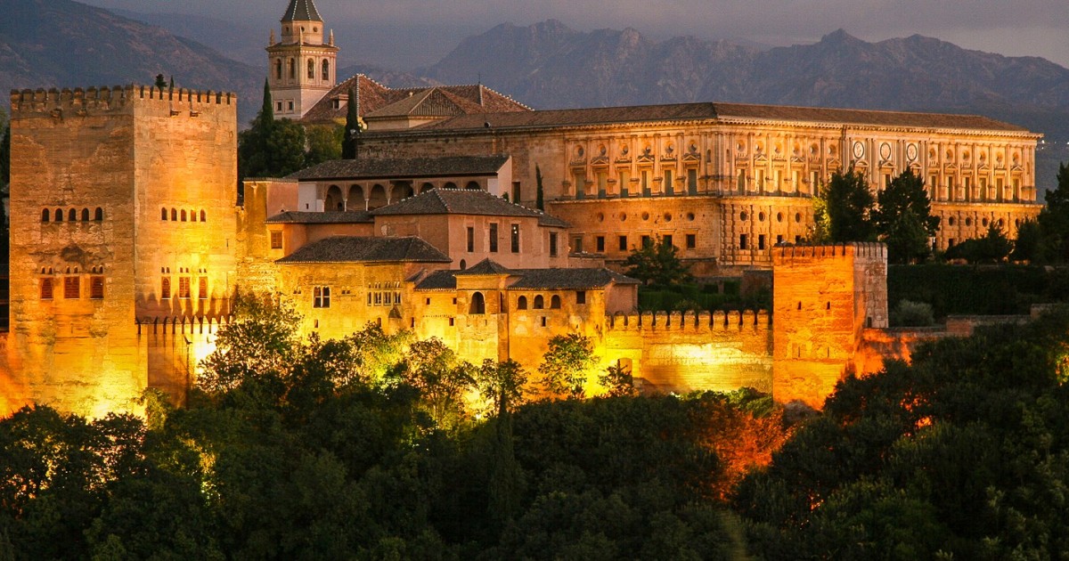book your tour alhambra
