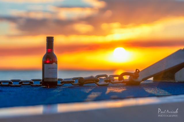 Visit Hervey Bay Relaxing Sunset Cruise with Champagne and Prawns in Hervey Bay