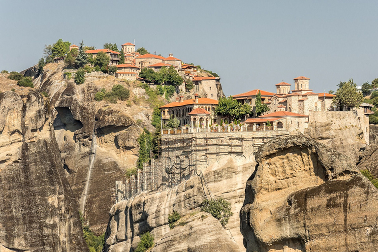 From Athens: Meteora and Delphi Private 2-Day Tour 4 Star Hotel