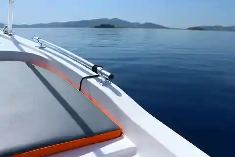 Paros: Full-Day New Modern Boat Rental with Self-Driving