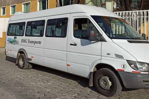 Quito: Mariscal Sucre International Airport 1-Way Transfer