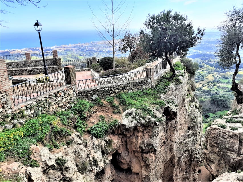 Mijas Group Walking Tour - Hizvo