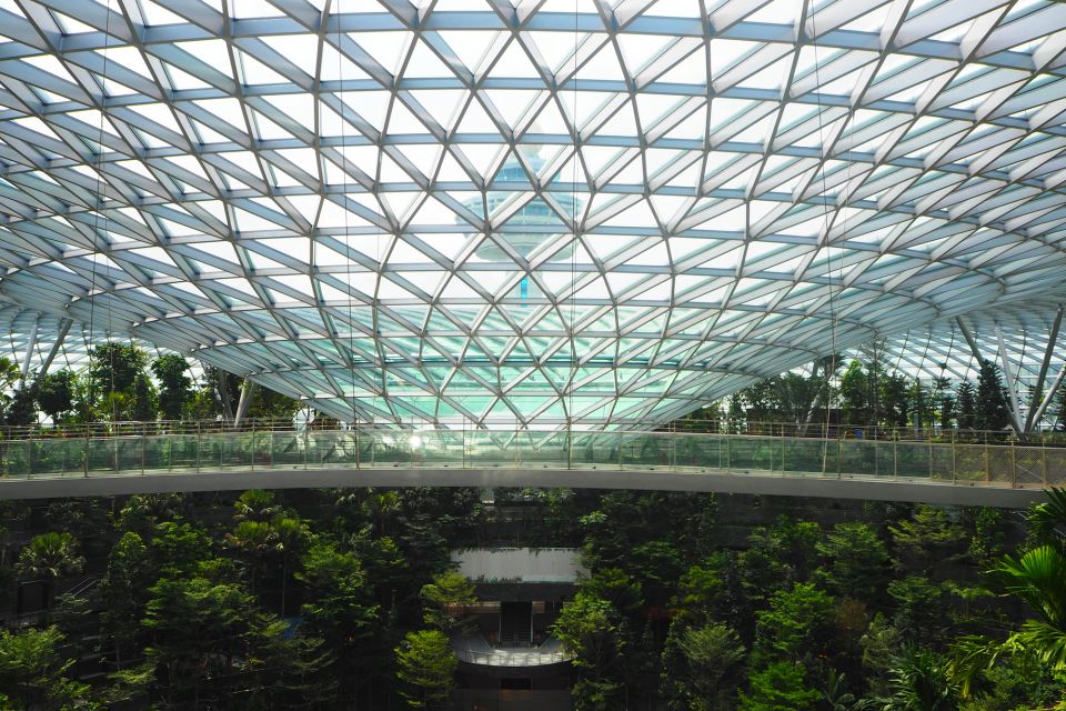 Canopy Bridge Jewel Changi Airport