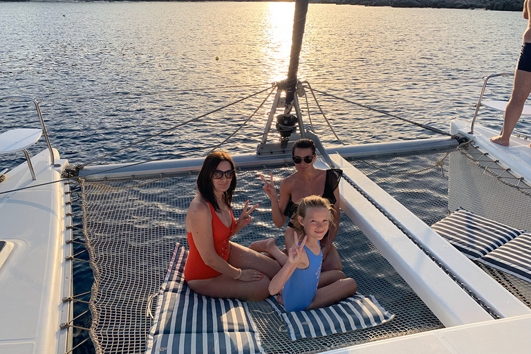 From Rethymno: Evening Catamaran Cruise & Sunset Views Rethymno: Evening Catamaran Cruise & Sunset Views