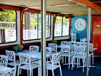 Brisbane: Midday River Guided Sightseeing Cruise
