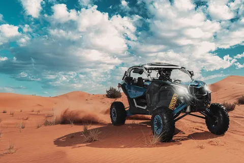 Dubaï : Aventure guidée dans le désert en 4x4 et en buggy des dunes