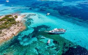 From Sardinia: La Maddalena Archipelago Full-Day Boat Tour