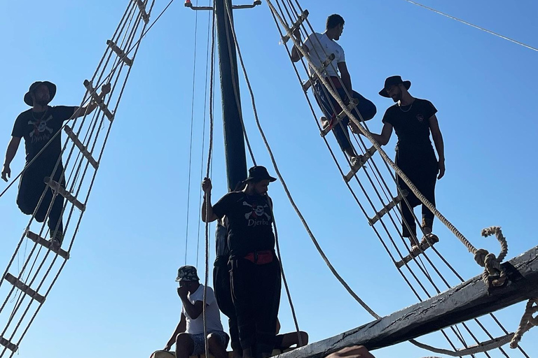 Djerba: Piratenschiff-Kreuzfahrt zur Flamingo-Insel mit Mittagessen