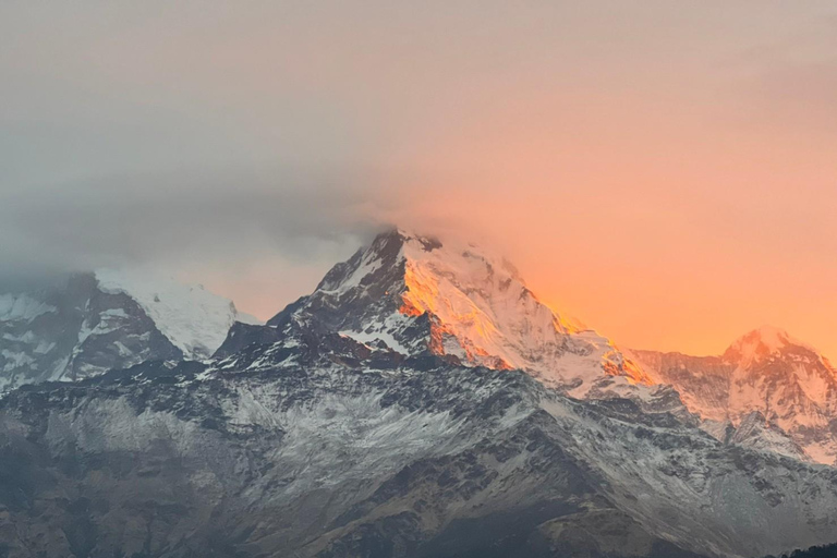 Katmandu: 7-dniowy trekking na wzgórze Poon Hill i do gorących źródeł