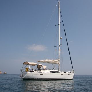 Cambrils: Costa Dorada Private Sailing Trip