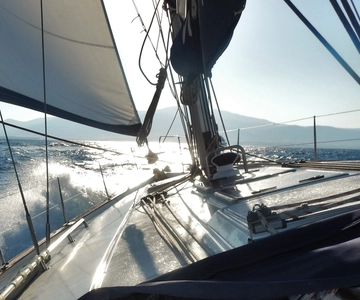 Paros: Iraklia, Schinoussa, & Naxos Sailing Tour with Lunch