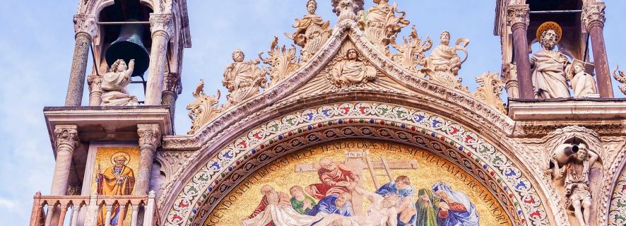 St. Mark's Basilica: Skip-the-Line Tour with Gondola Ride and City Walking Tour