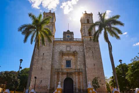 Chichen Itza, Cenote, and Valladolid All-Inclusive Tour