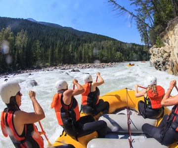 Golden, BC: Kicking Horse River Whitewater Raft Experience