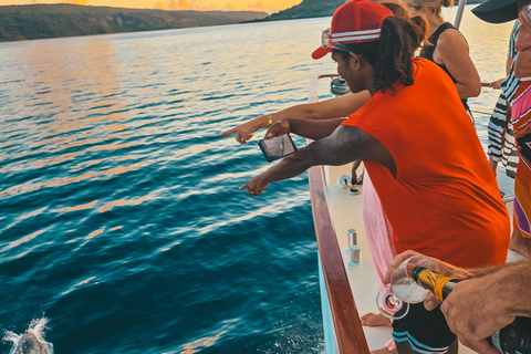 Havannah Harbour Sunset Cruise +Dinner (No Transfer/Own Way)