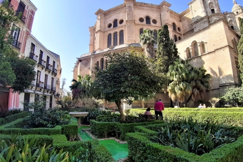 De la Costa del Sol: visite privée d'une demi-journée à MalagaDepuis Estepona ou Ronda : visite privée d'une demi-journée à Malaga