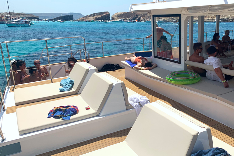 Malta: Blue Lagoon Evening Catamaran Cruise Bugibba: Blue Lagoon Evening Catamaran Cruise