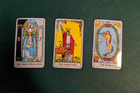 Charleston: Haunted Bar Crawl with Tarot Reading