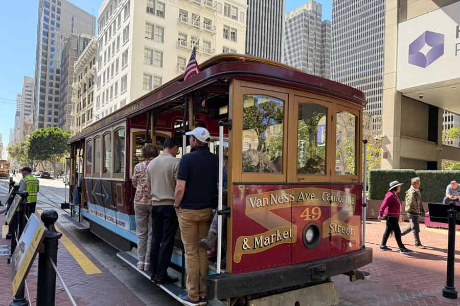 San Francisco an einem Tag: Seilbahnfahrt und Rundgang. Foto: GetYourGuide San Francisco an einem Tag: Seilbahnfahrt und Rundgang. Foto: GetYourGuide