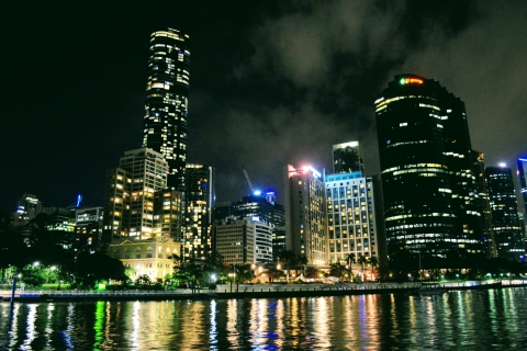 Brisbane: Abendliche Flussfahrt bei Sonnenuntergang