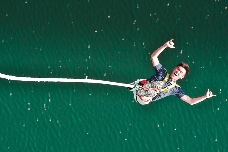 Z Interlaken: Skok na bungee w StockhornZ Interlaken: skok na bungee Stockhorn