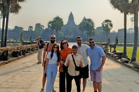 Siem Reap: Angkor 1 day guided tour in Spanish with sunriseOption 2: Private tour 1 day in Spanish with sunrise