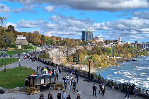 Niagara: Beyond the Falls Walking Tour & Cruise (seasonal) Beyond the Falls Walking Tour en français