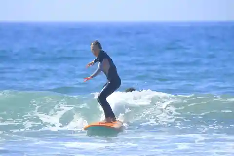 Surf Lessons with Local instructor