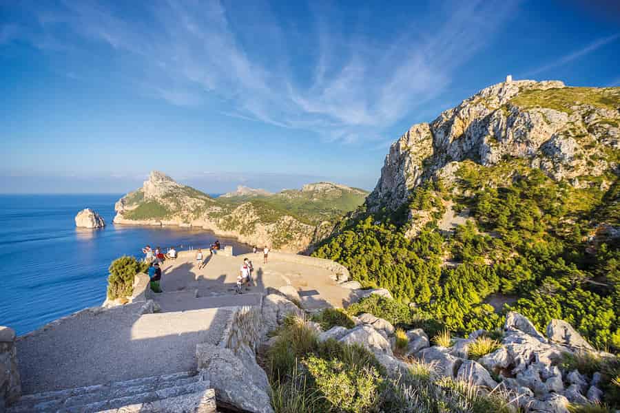 Mallorca: Altstadt von Alcúdia, Markt & Strand von Formentor. Foto: GetYourGuide Mallorca: Altstadt von Alcúdia, Markt & Strand von Formentor. Foto: GetYourGuide